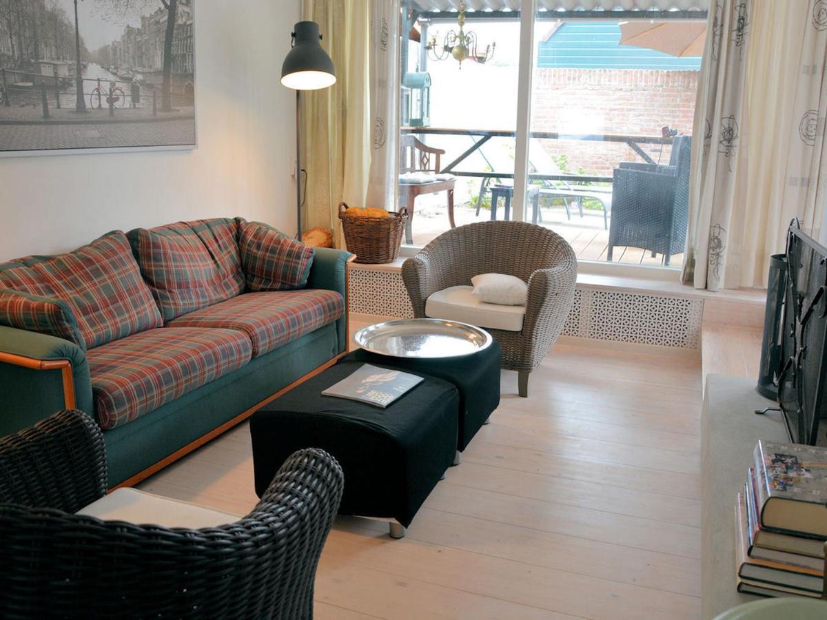 Lovely Holiday Home In Noordwijkerhout Near Lake الغرفة الصورة